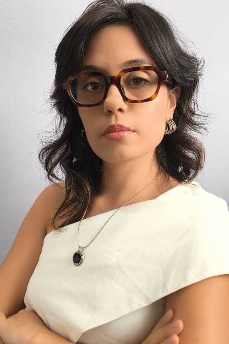Retrato de Vanessa Borella Gomes, advogada de família e sucessões